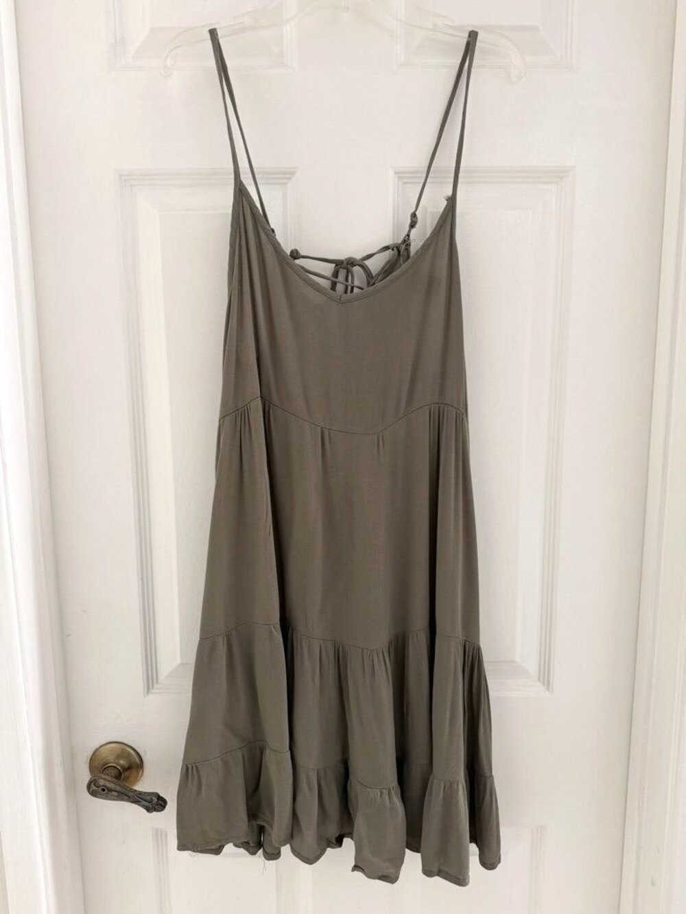 Forever 21 Tiered Moss Green Sundress Size Medium Cross Back Rayon As Is